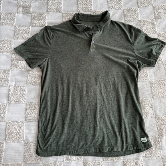 Vuori Strato Tech Polo in the Agate Green Heather color - Picture 1 of 3